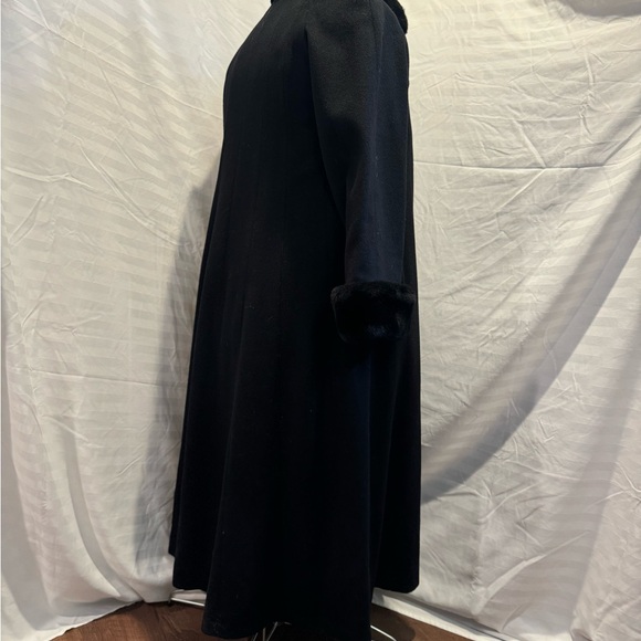 Steve by Searle  black formal coat with fur trim size 14 - Picture 11 of 11